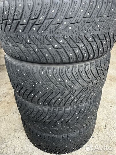 235/45/18 колеса на тойоту,зимние