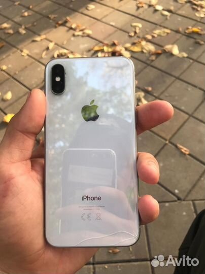iPhone X, 64 ГБ