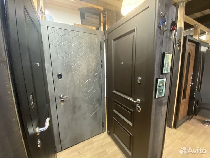 Металлическая входная дверь