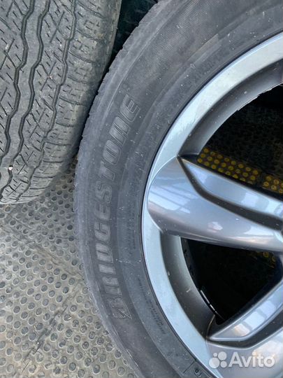 Bridgestone Dueler H/T 225/65 R17 101W