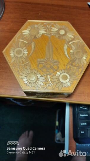 Шкатулка деревянная