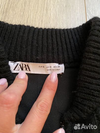 Бомбер Zara
