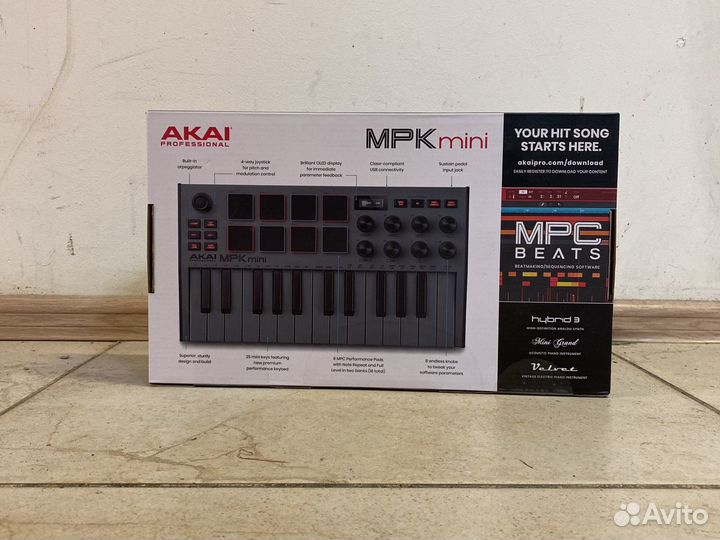 Midi-клавиатура Akai MPK Mini MK3 (серая)
