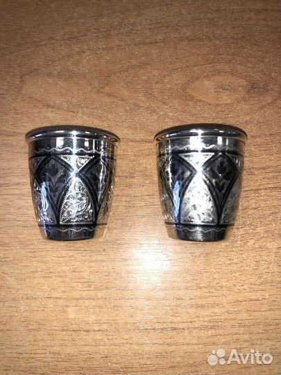 Серебряные стопки