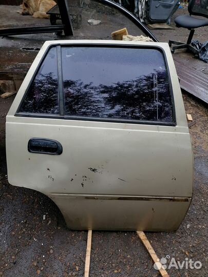 Дверь задняя левая правая daewoo nexia