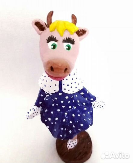 Фигурка - Коровка