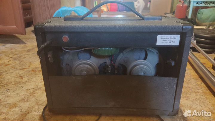 Гитарный комбоусилитель Yerasov R1-10W