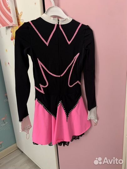 Костюм для фигурного катания 146-150