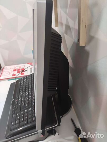 Монитор Samsung 225BW для компьютера