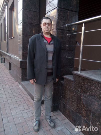 Специалист по продажам и работе с сайтами