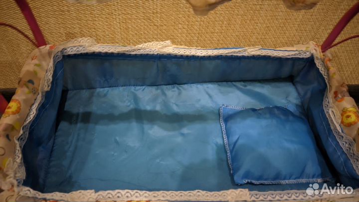 Кроватка игрушечная