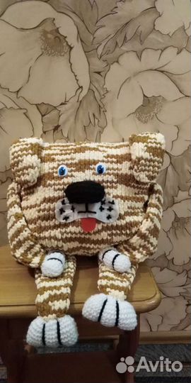 Подушка собака