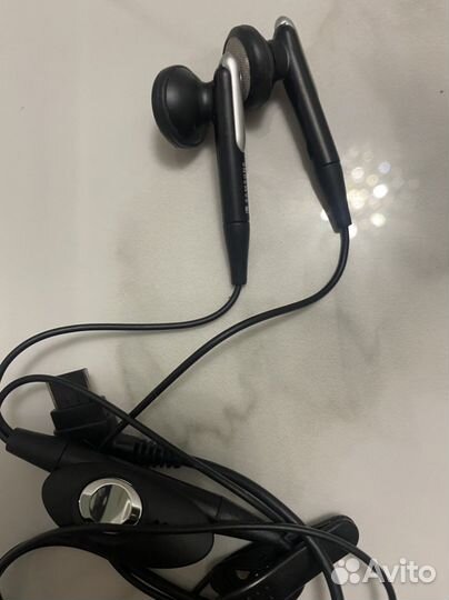 Наушники samsung
