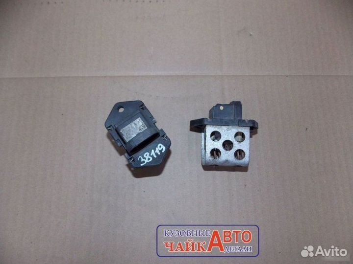 Резистор вентилятора охлаждения Renault Logan