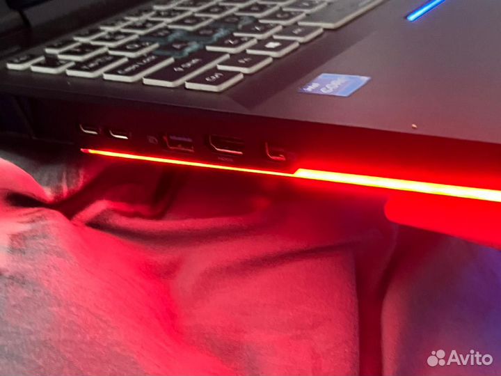 Игровой ноутбук acer predator PH517-52-72AS