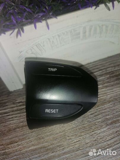 Продам переключатель на руль киа рио 4