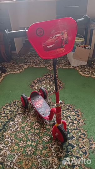 Самокат 3х колёсный