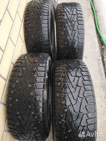 Pirelli Ice Zero 205/60 R16 96T