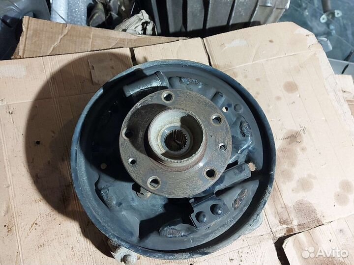 Кулак поворотный задний правый Renault Duster