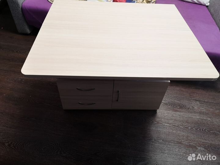 Стол книжка с ящиками