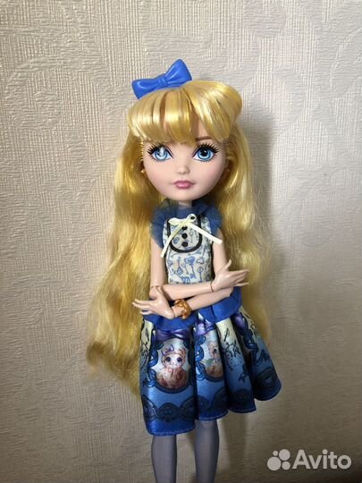 Кукла эвер афтер хай Блонди Локс базовая