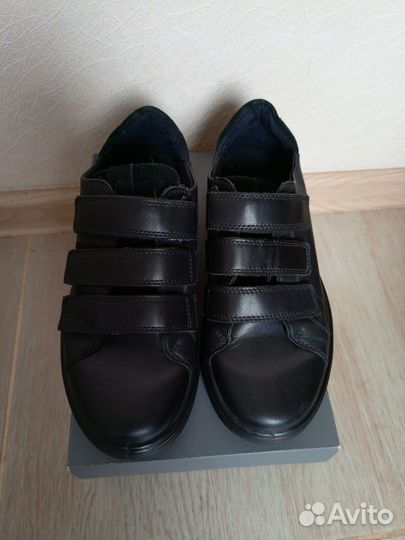 Туфли ecco 33 размер в отличном состоянии