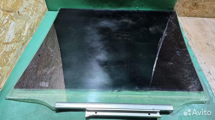 Б/У Б/У Стекло двери задней R lexus LX570 lexus