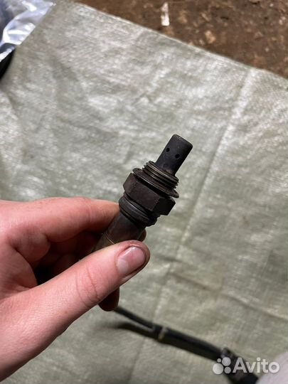 Датчик кислородный VW Passat B5 VR5 AGZ 2.3