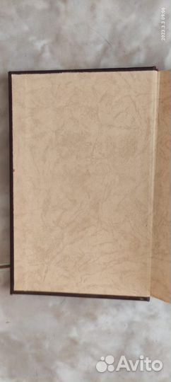 И В Сталин,краткая биография