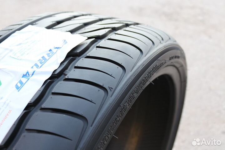 Farroad FRD26 255/35 R20 97W