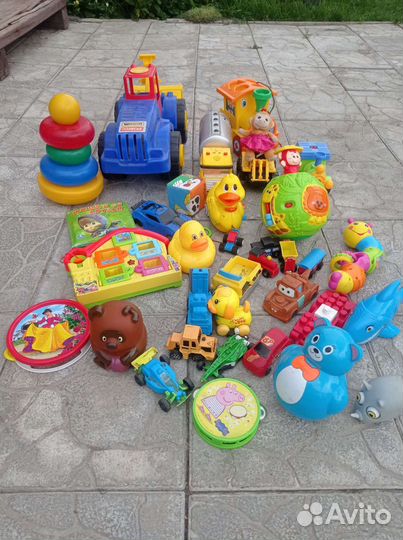 Огромный пакет игрушек