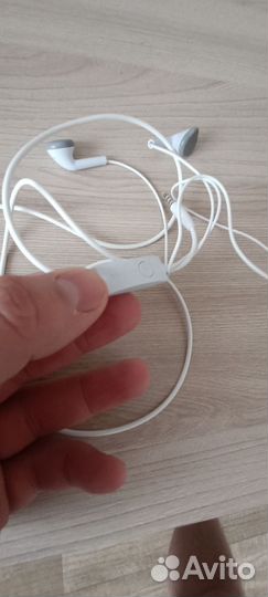 Проводные наушники samsung