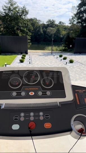 Дом 220 м² на участке 14 сот.