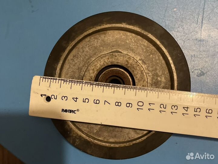 Каток для снегохода