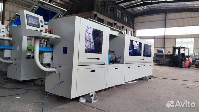 Кромкооблицовочный станок c прифуговкой BHM368Y