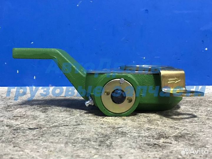 Трещетка DAF F95 95XF передняя правая