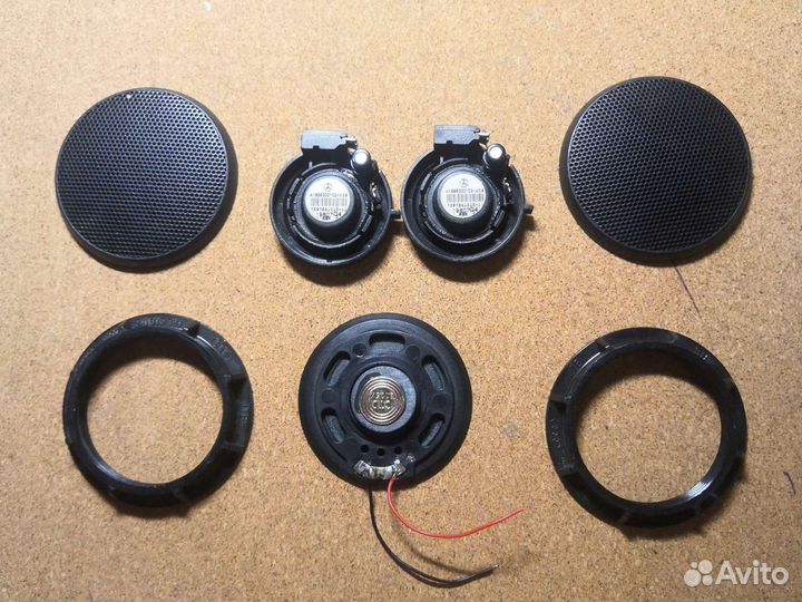 Динамики-пищалки, крепления, сетки динамиков