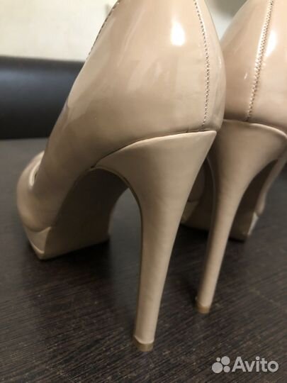 Туфли stradivarius 37 размер