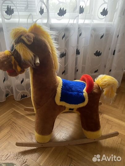 Игрушка качалка лошадь
