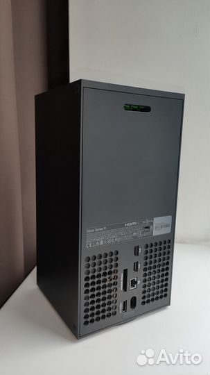 Игровая консоль Xbox Series X (как новая, рст)