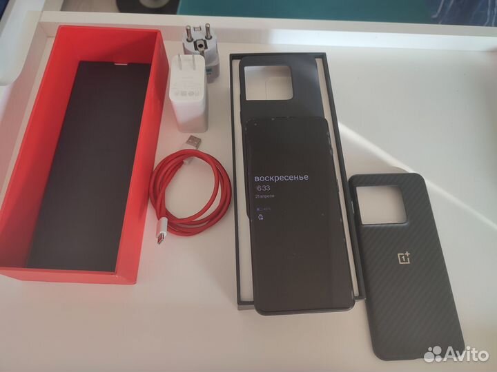 OnePlus 10 pro, 8/256 ГБ