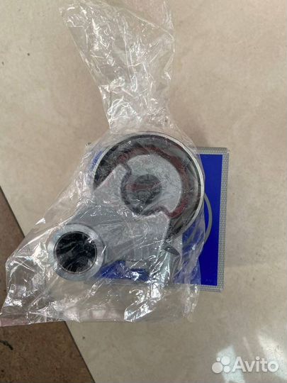 Ролик ремня грм Toyota Land Cruiser