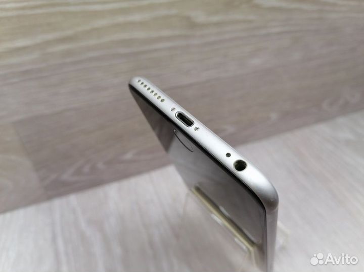 iPhone 6S Plus, 32 ГБ