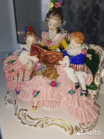 Фарфоровые статуэтки