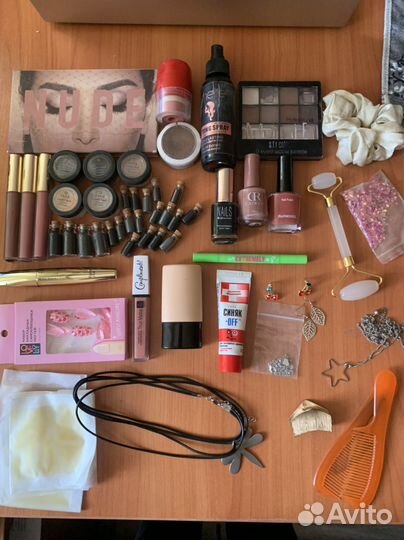 Набор косметики пакетом
