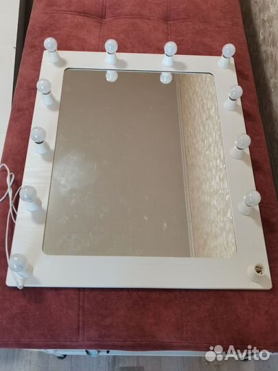 Гримерное зеркало Белое дерево 83х68 см