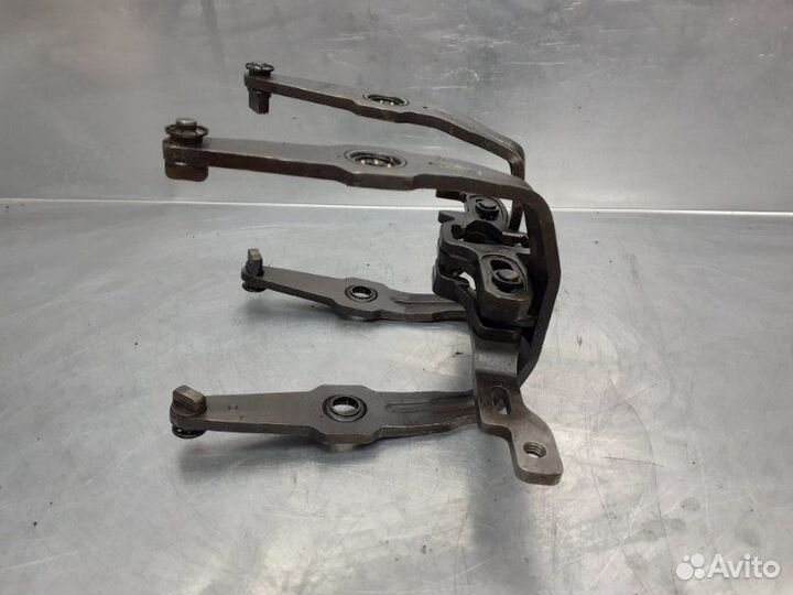 Вилка включения передачи Volkswagen Transporter T4