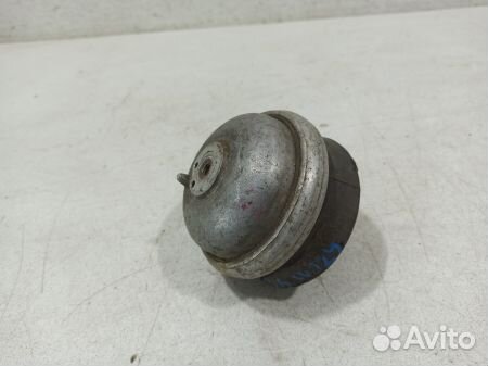 Подушка двигателя