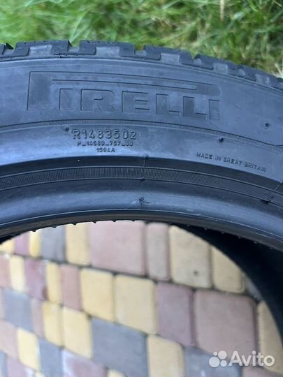 Pirelli Scorpion Winter 255/45 R20