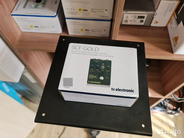 TC Electronic SCF Gold педаль эффектов